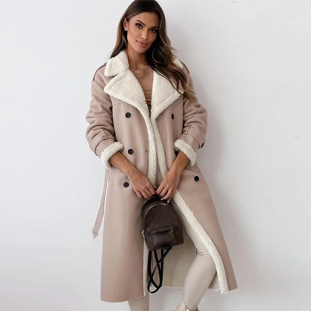 Berg-Feldt | trenchcoat - warmer Damenmantel mit Shearlingakzenten