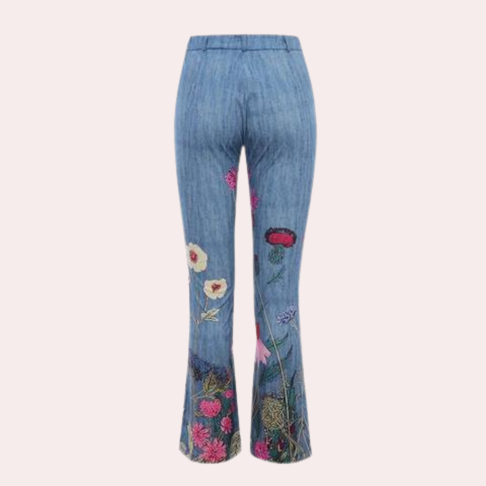 Jean Rosmunda : Jean évasé tendance avec boutons stylés