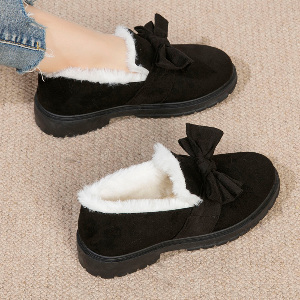Chaussons élégants Berangaria pour femme au style classique
