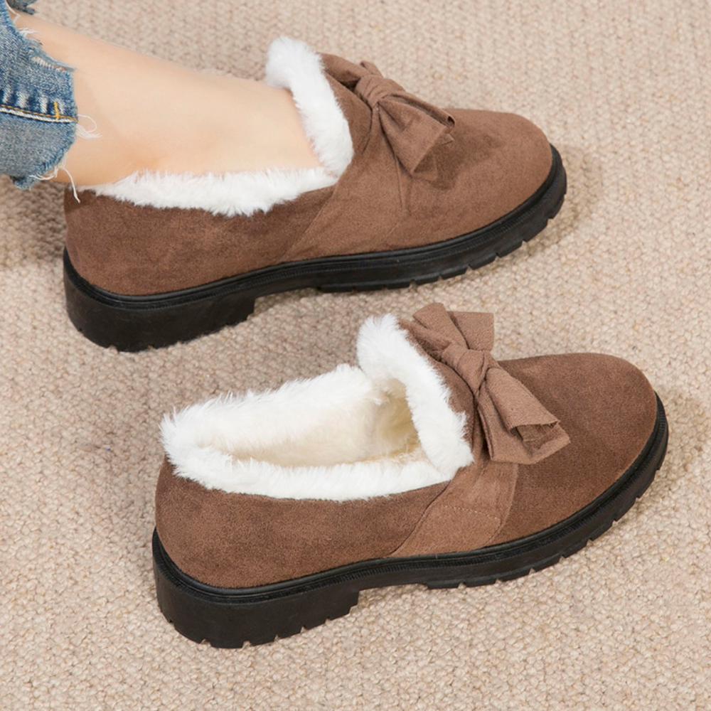 Chaussons élégants Berangaria pour femme au style classique