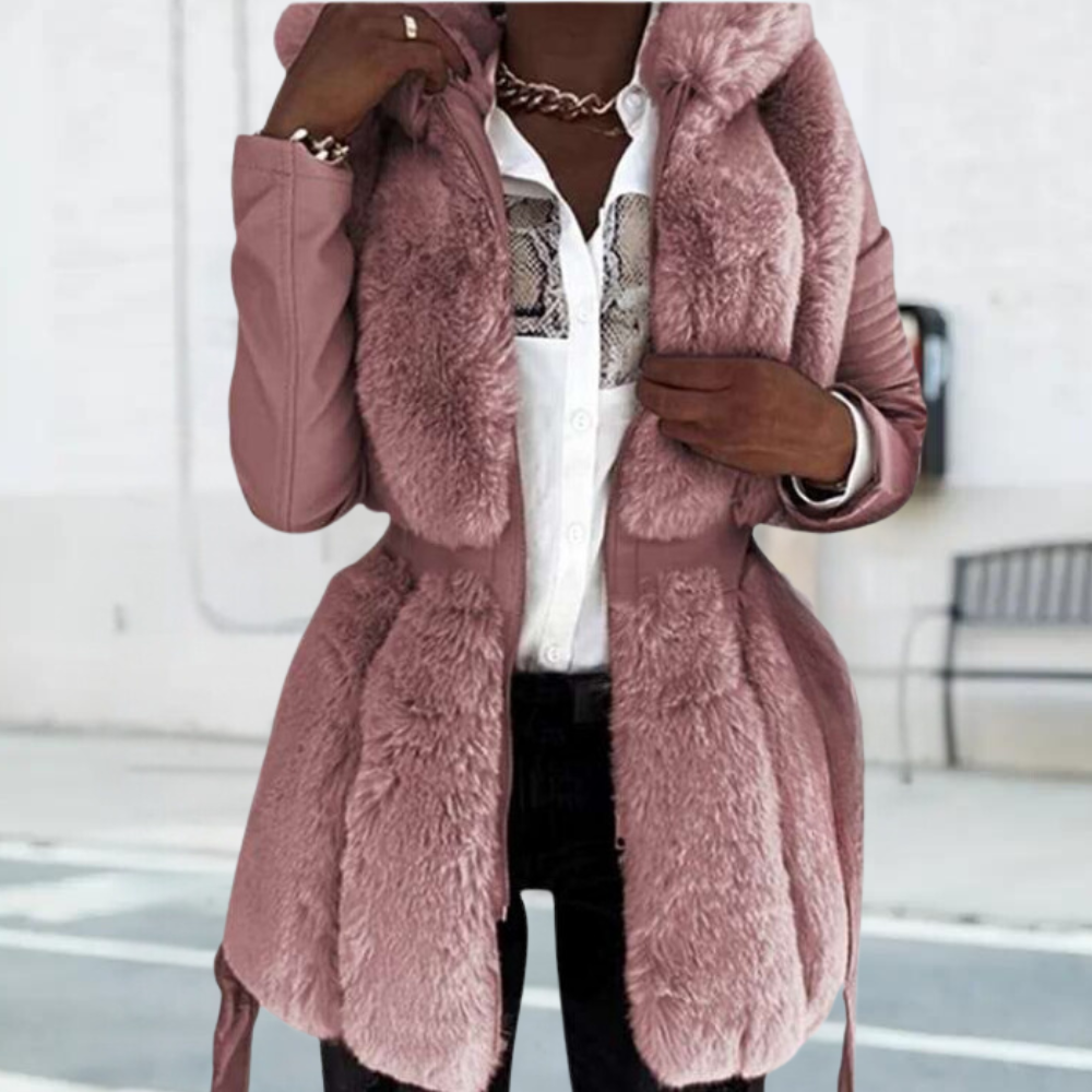 Berg-Feldt | Elegante Winterjacke mit Kapuze für Frauen