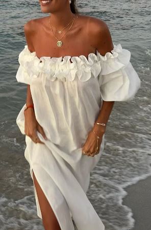 Sophie: Robe midi volantée avec manches bouffantes, encolure Carmen et poches