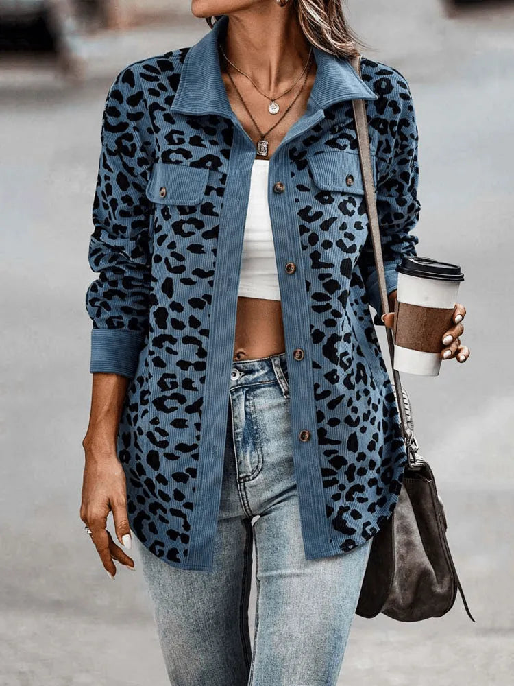 Berg-Feldt | Pantherdruck Casual Chic mit Neutralem Kragen Perfekt für Den Frühling