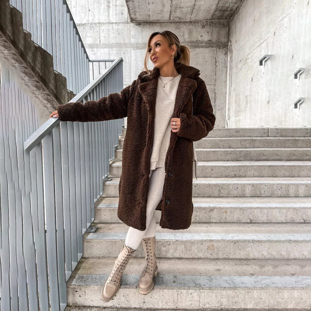 Berg-Feldt | Lange Jacke, Teddylook mit Knöpfen