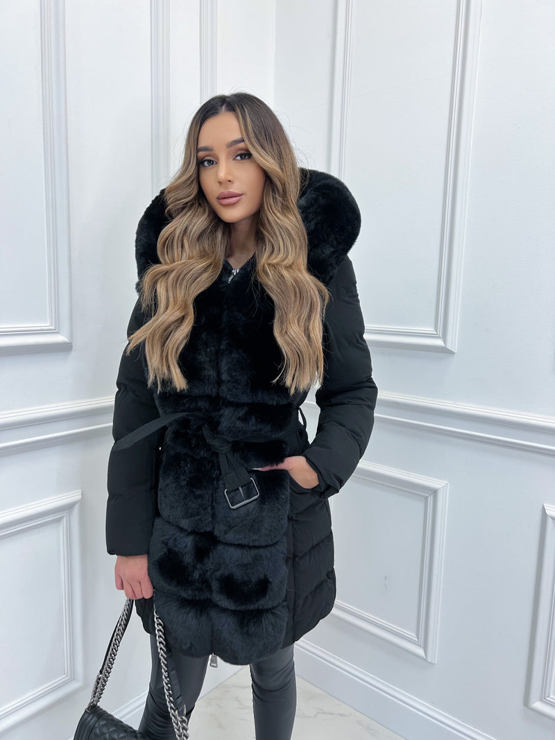 Berg-Feldt | Stylische Kapuzenjacke mit Gürtel