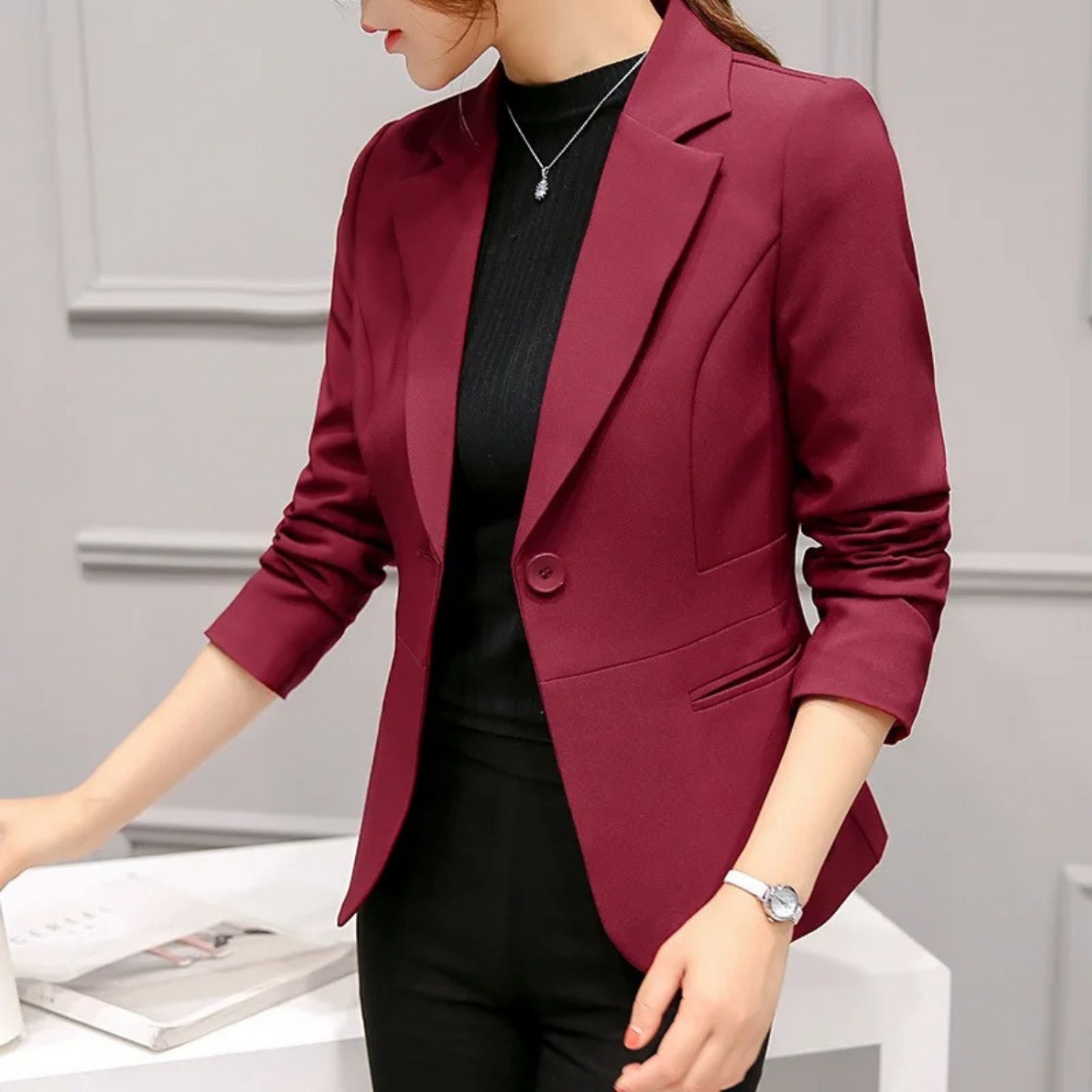 Berg-Feldt | Schöner Slim Damenblazer mit Taschen