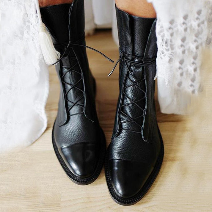 Berg-Feldt | Stiefel - Klassisches Lernen und Reisen für Frauen
