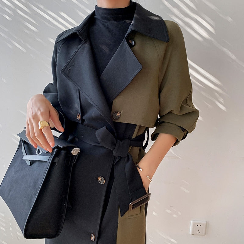 Berg-Feldt | Schicker marineblauer und olivfarbener Trenchcoat