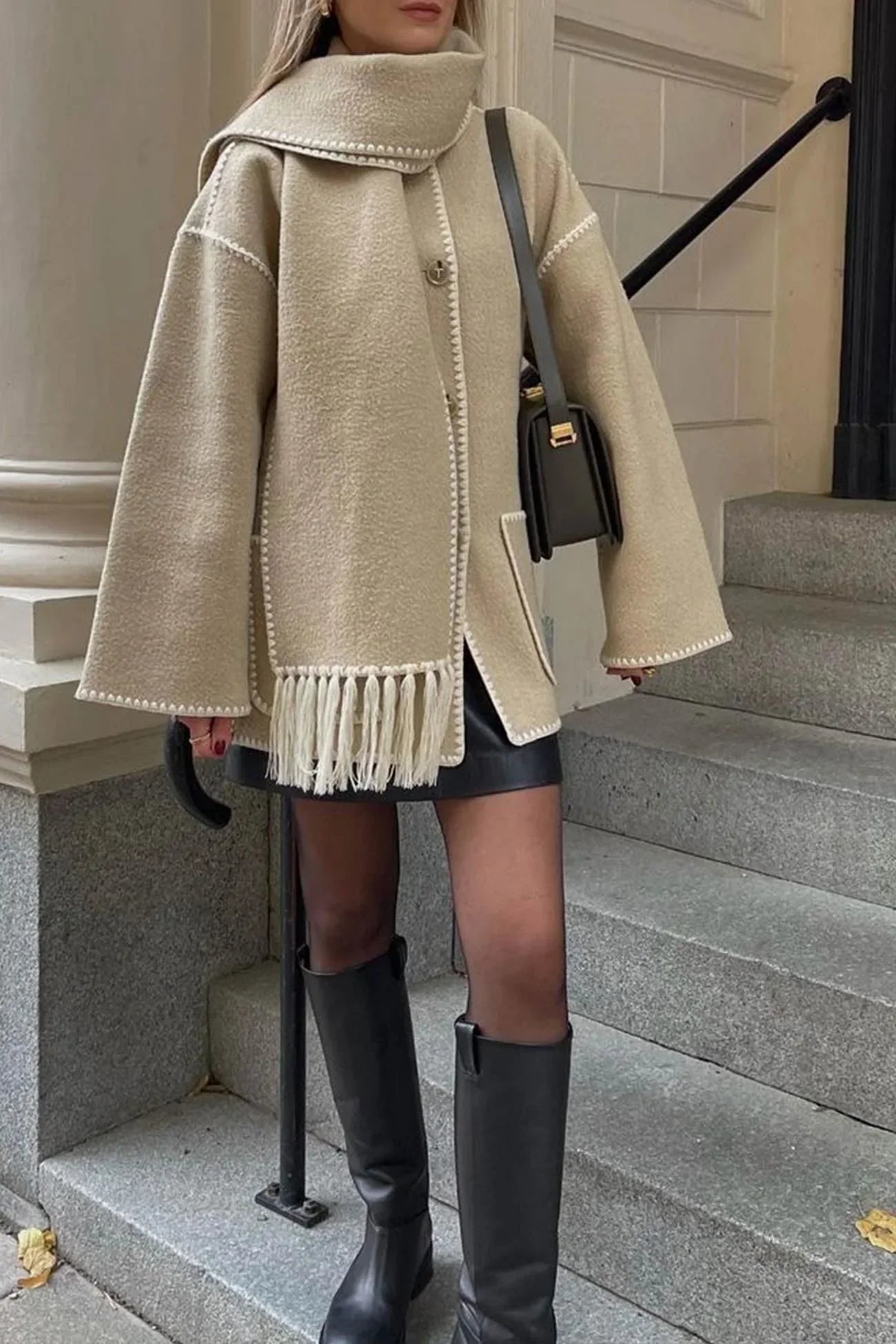 Berg-Feldt | Mantel Poncho-Stil - Oversized Passform - Wollmischung - Hoher Kragen - 3/4 Ärmel