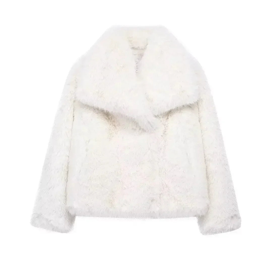 Berg-Feldt | Opulente Daunenjacke für Damen
