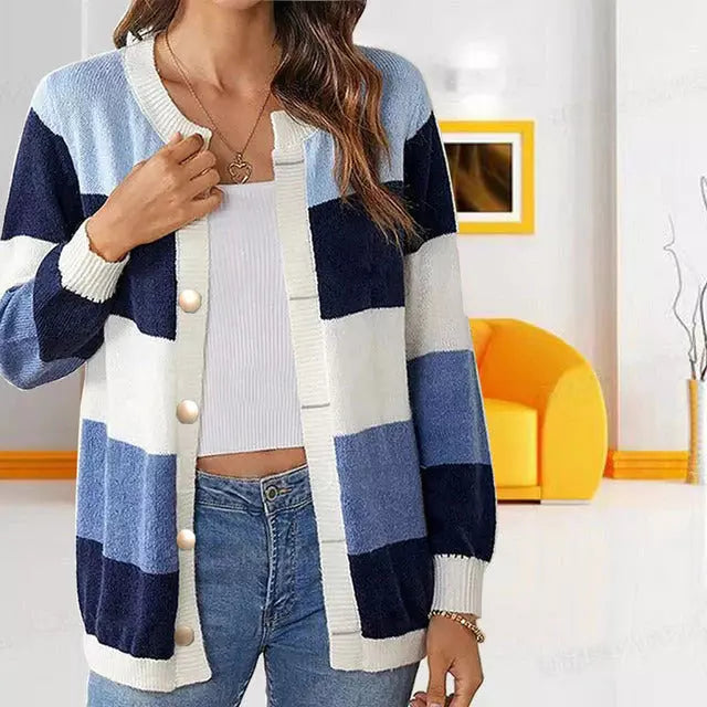 Berg-Feldt | Gestreifte Strickjacke mit Sanften Farbtönen