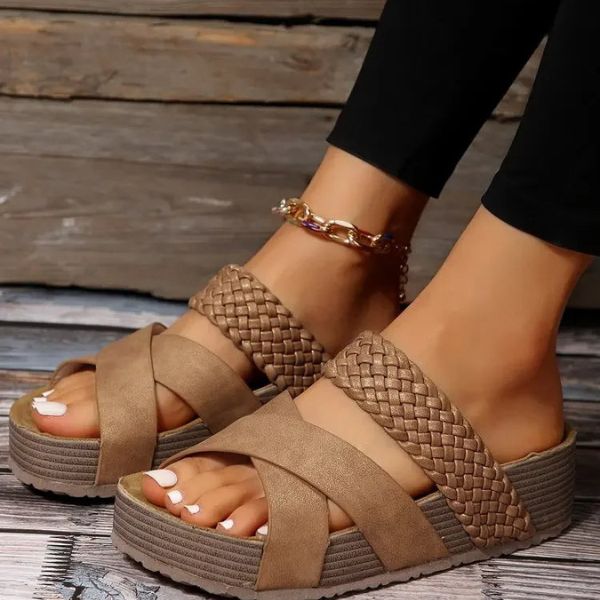 Geflochtene Sandalen für Damen