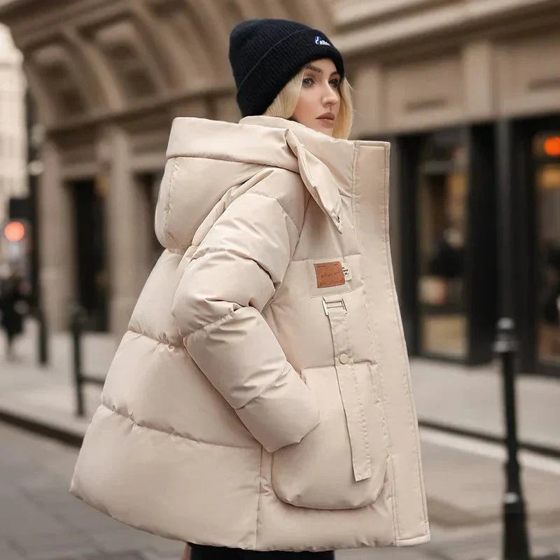 Berg-Feldt | Stilvolle Damen Pufferjacke mit Kapuze