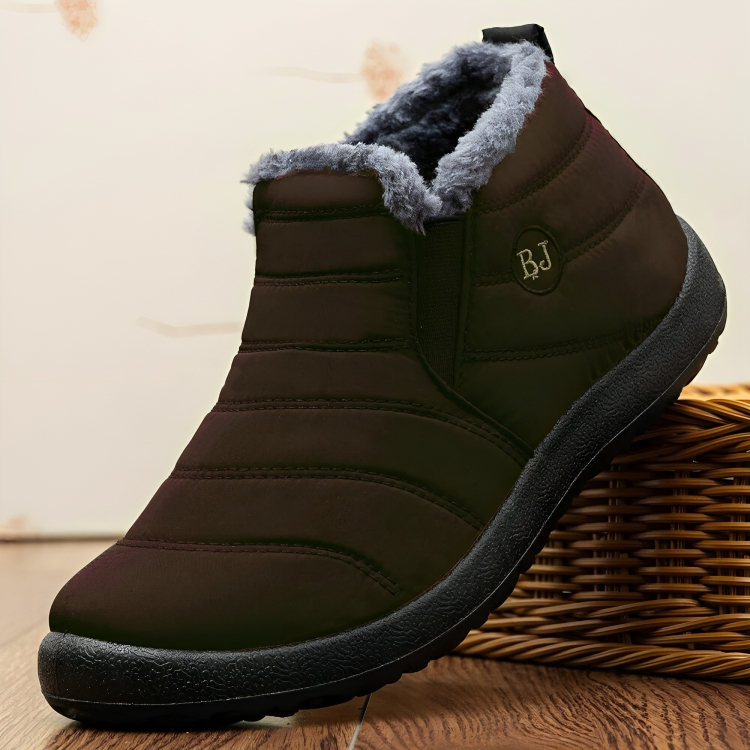 Bottes homme et femme : légères et résistantes aux intempéries