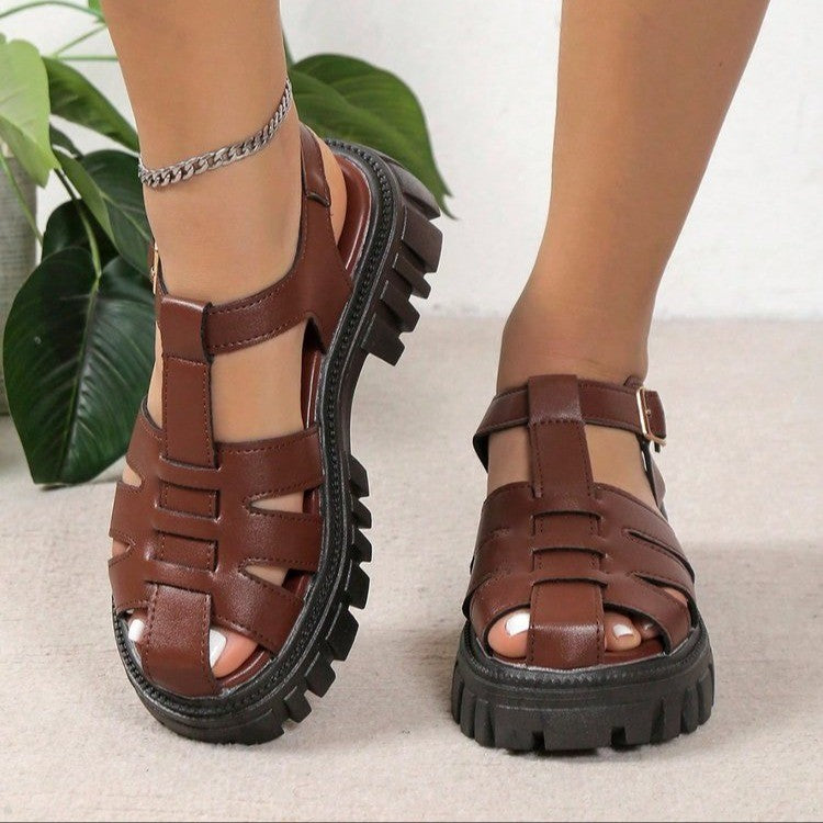 Robuste Damen-Plateau-Sandalen mit modischem Riemen-Design von berg-feldt