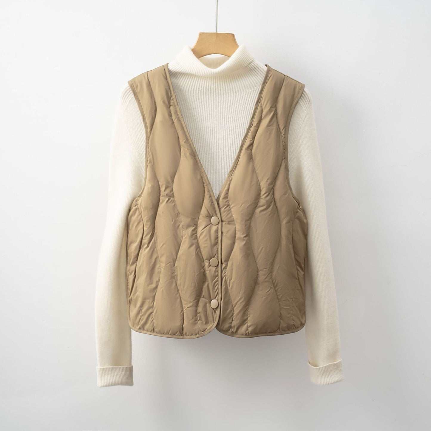 Doudoune matelassée pour femme avec poches pratiques et coupe moderne Berg-Feldt