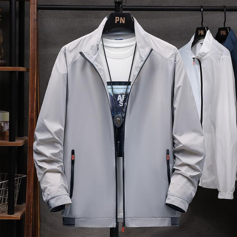 Herren leichte wasserabweisende Übergangsjacke mit praktischen Reißverschluss-Taschen Berg-Feldt