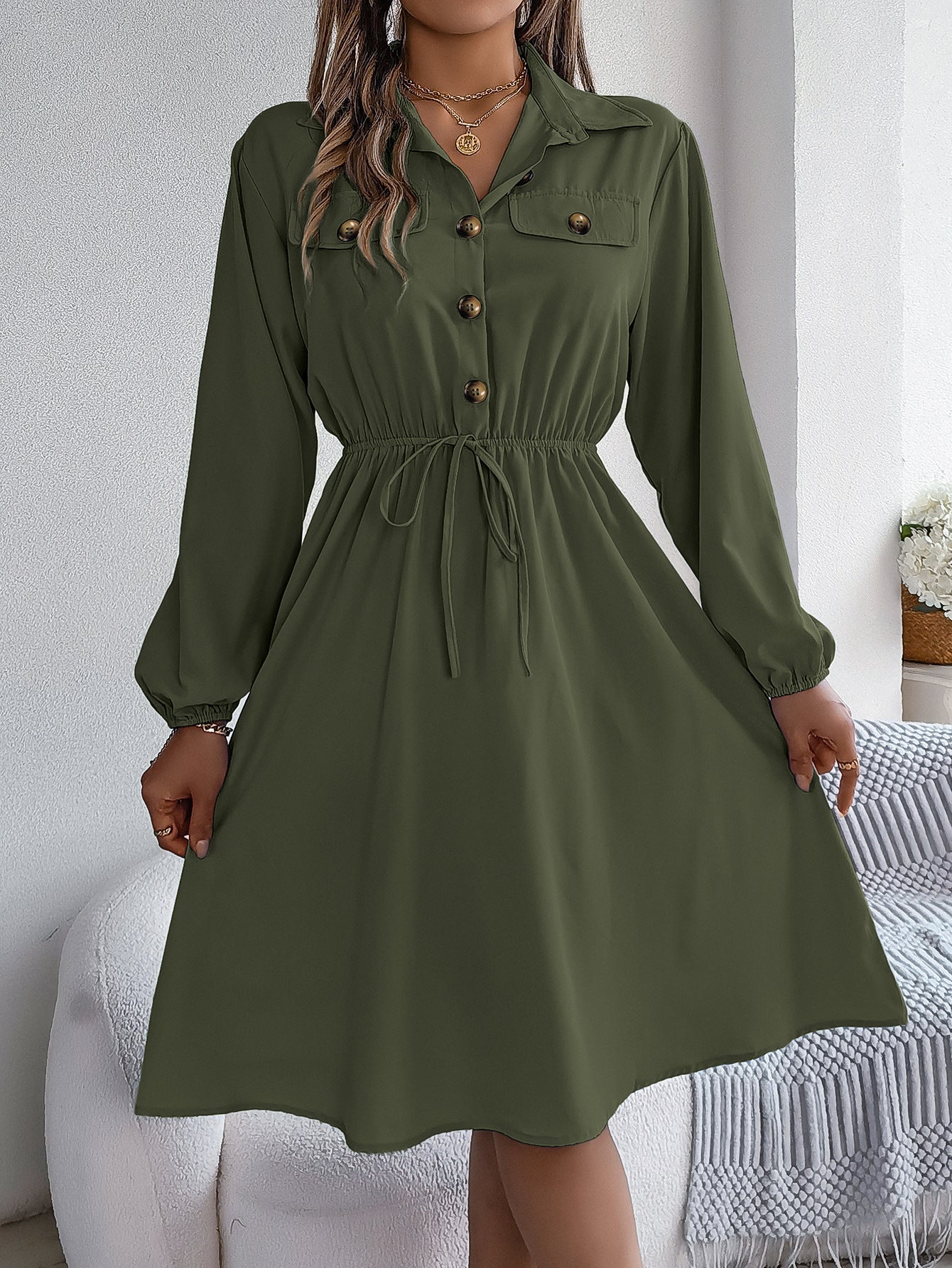 Robe femme Berg-Feldt avec taille élastique et gros boutons