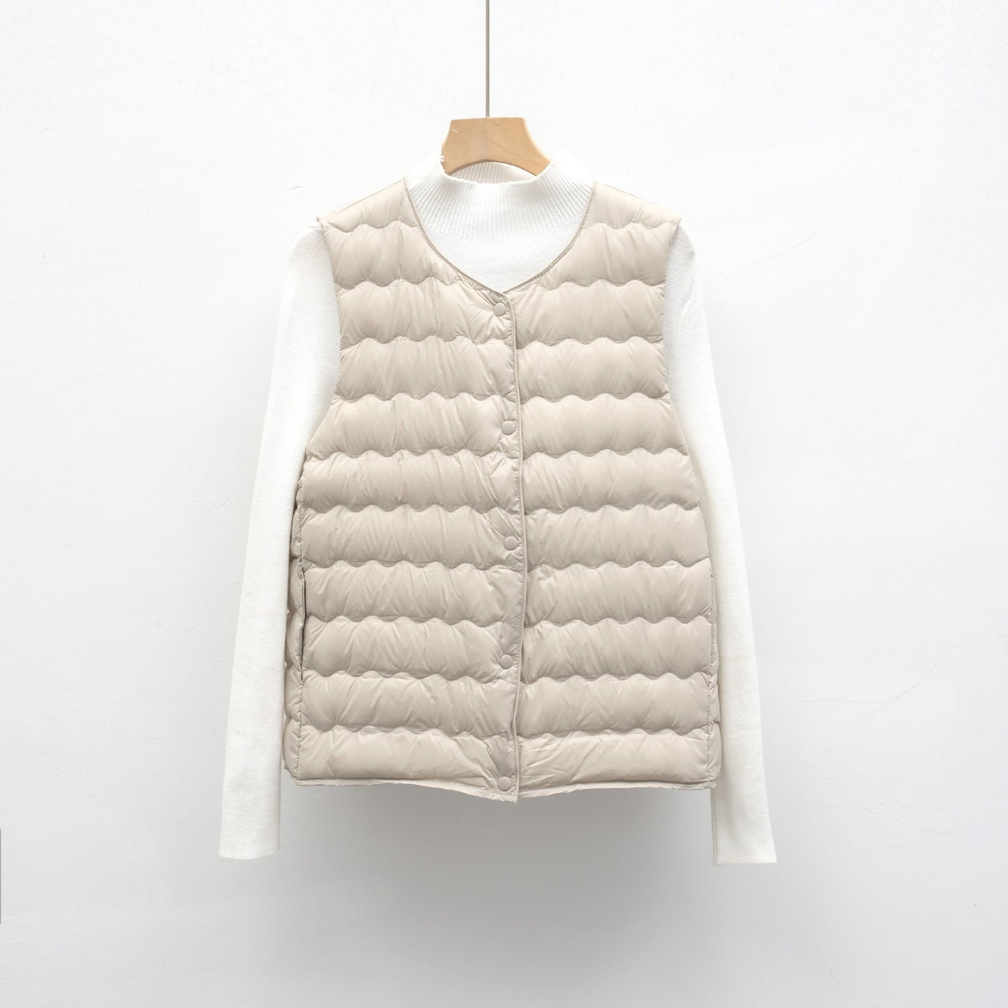 Damen-gilet matelassé léger avec empiècements élastiques Berg-Feldt