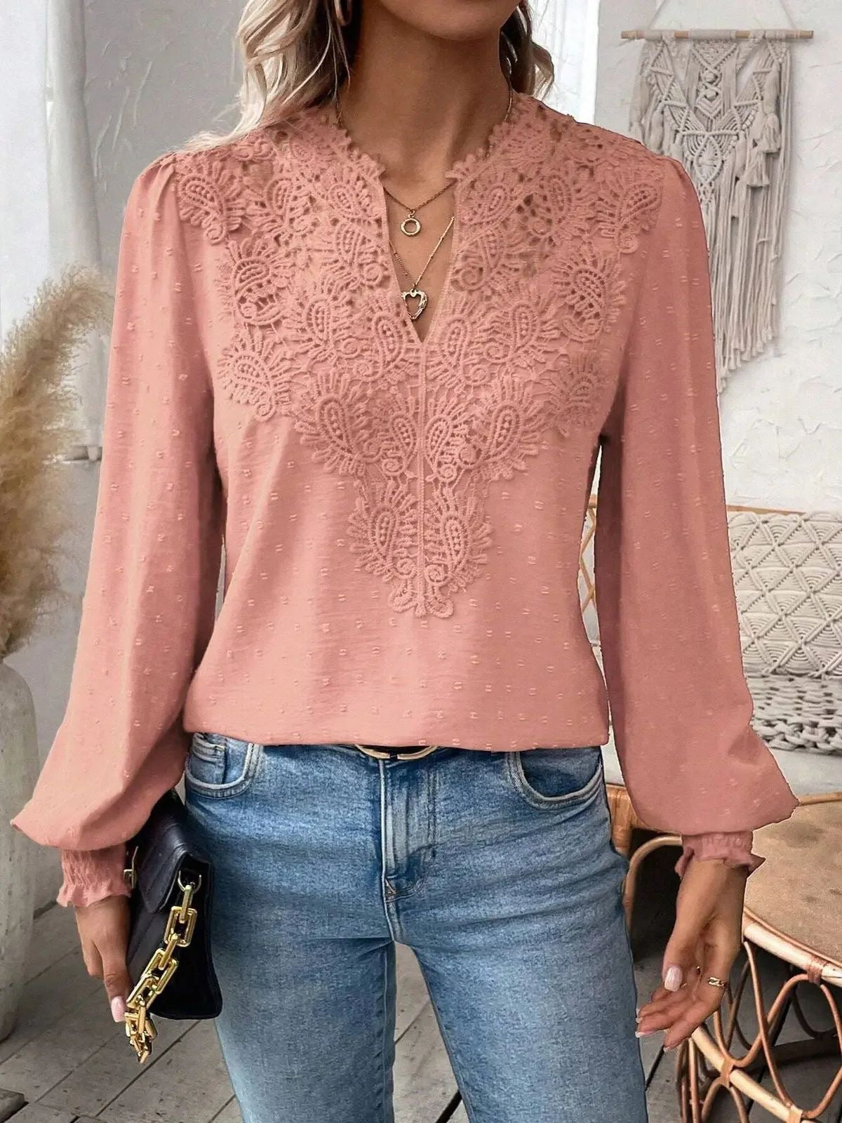 Blouse pour femme avec col en V et manches longues bouffantes par berg-feldt