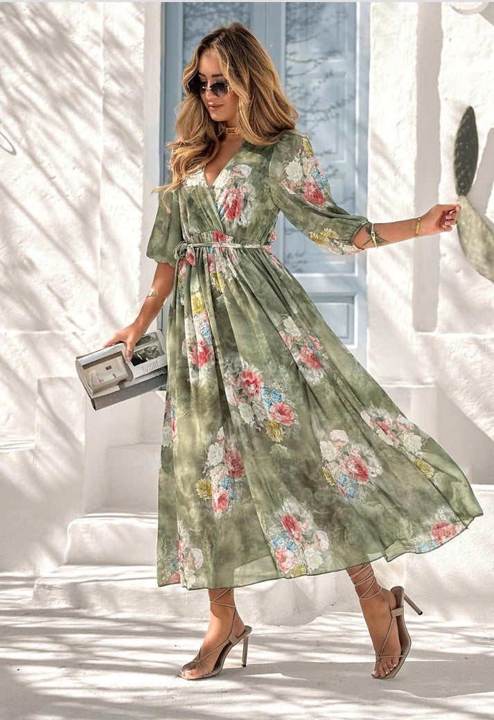 Elegantes Maxikleid für Damen mit floralem Chiffon und raffinierter Drapierung von berg-feldt
