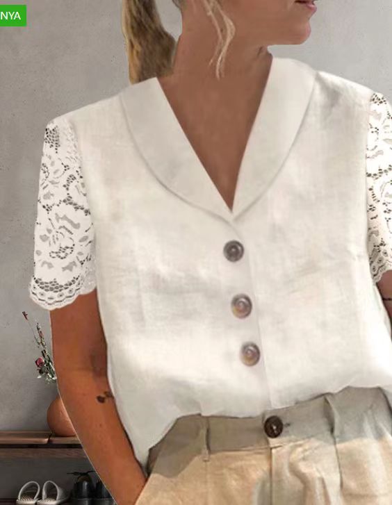 Chemisier femme Berg-Feldt avec dentelle aux manches et boutons élégants