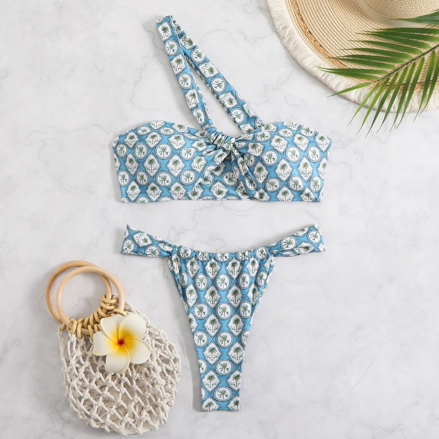 Haut de bikini femme asymétrique à volants Berg-Feldt