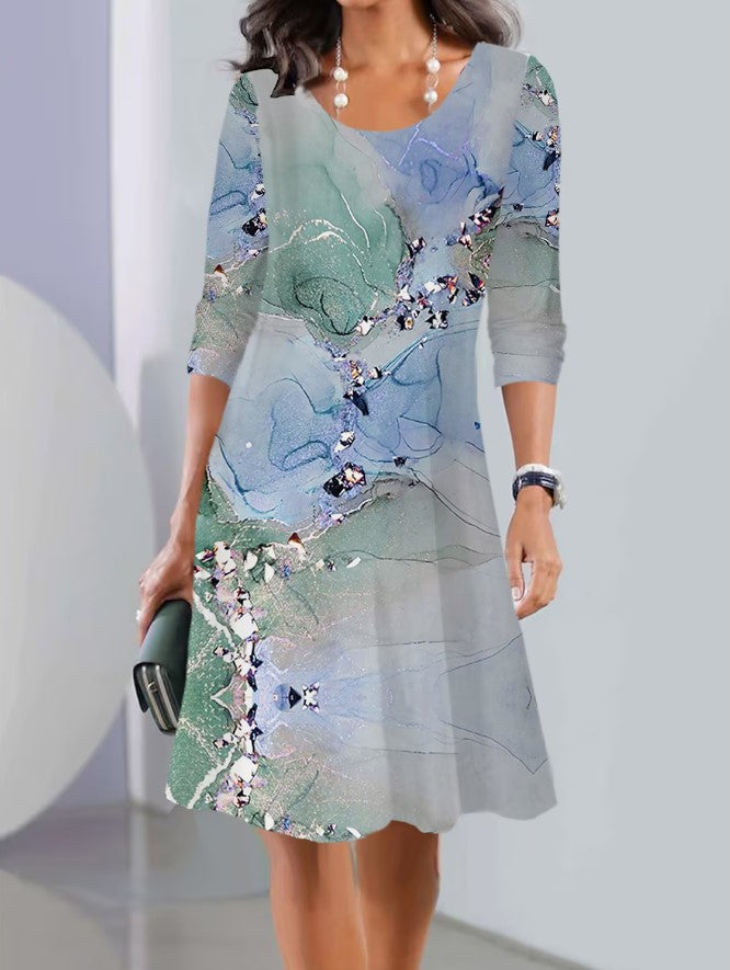 Robe décontractée à motif floral et coupe tendance par berg-feldt