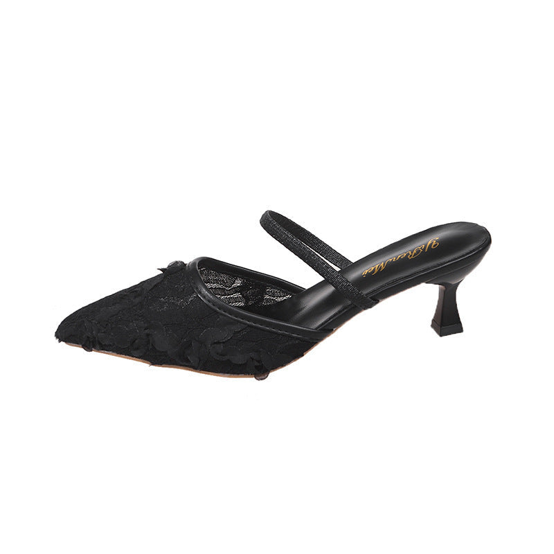Damen Slingback Pumps mit Schnürung, Spitzzeh und floralen Applikationen von berg-feldt