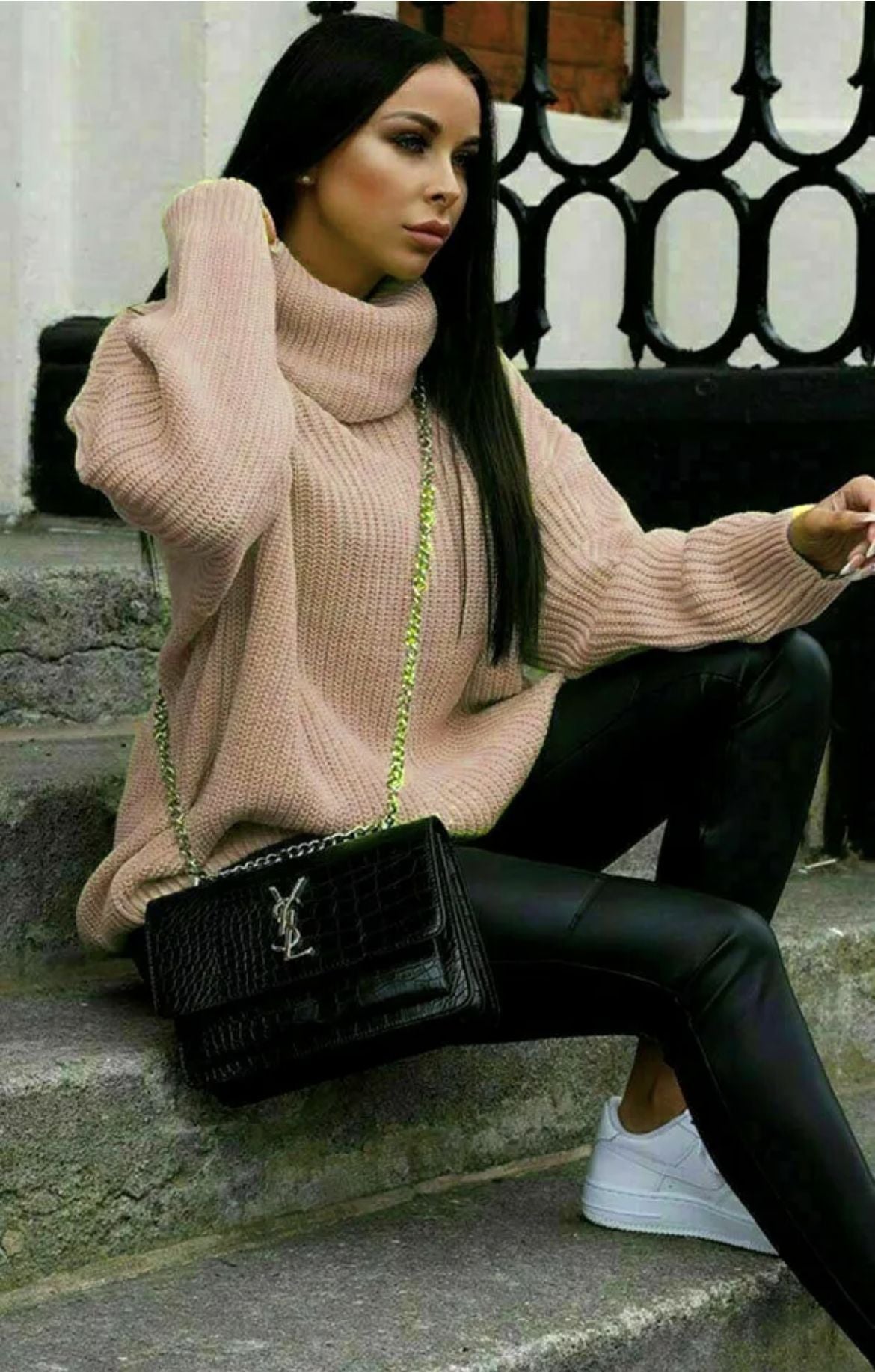 Damen Oversized-Strickpullover mit hohem Kragen und lässigem Schnitt Berg-Feldt