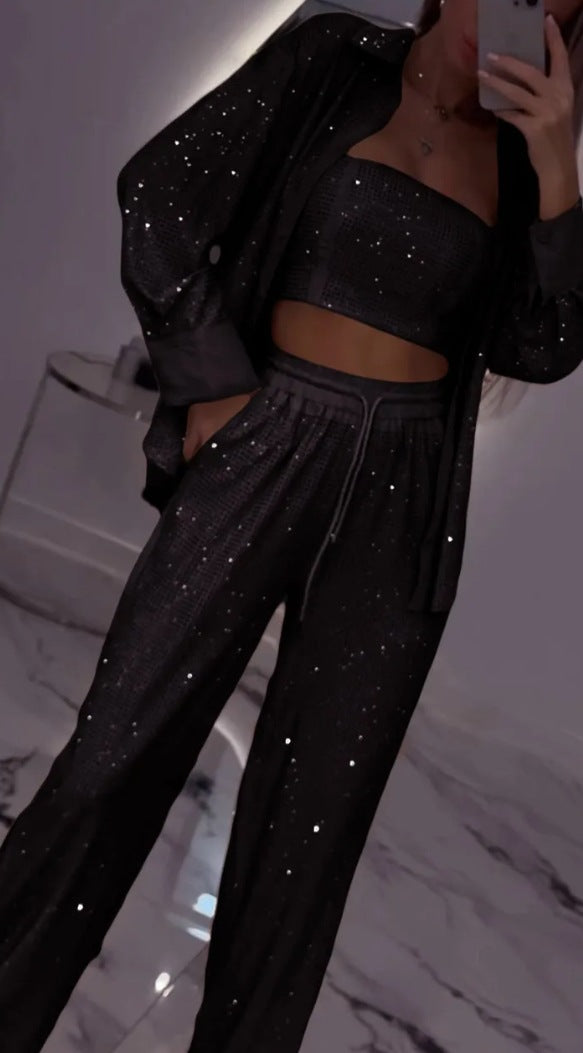 Loungewear Set for Women: Glittery Top & Elastic Trousers by berg-feldt