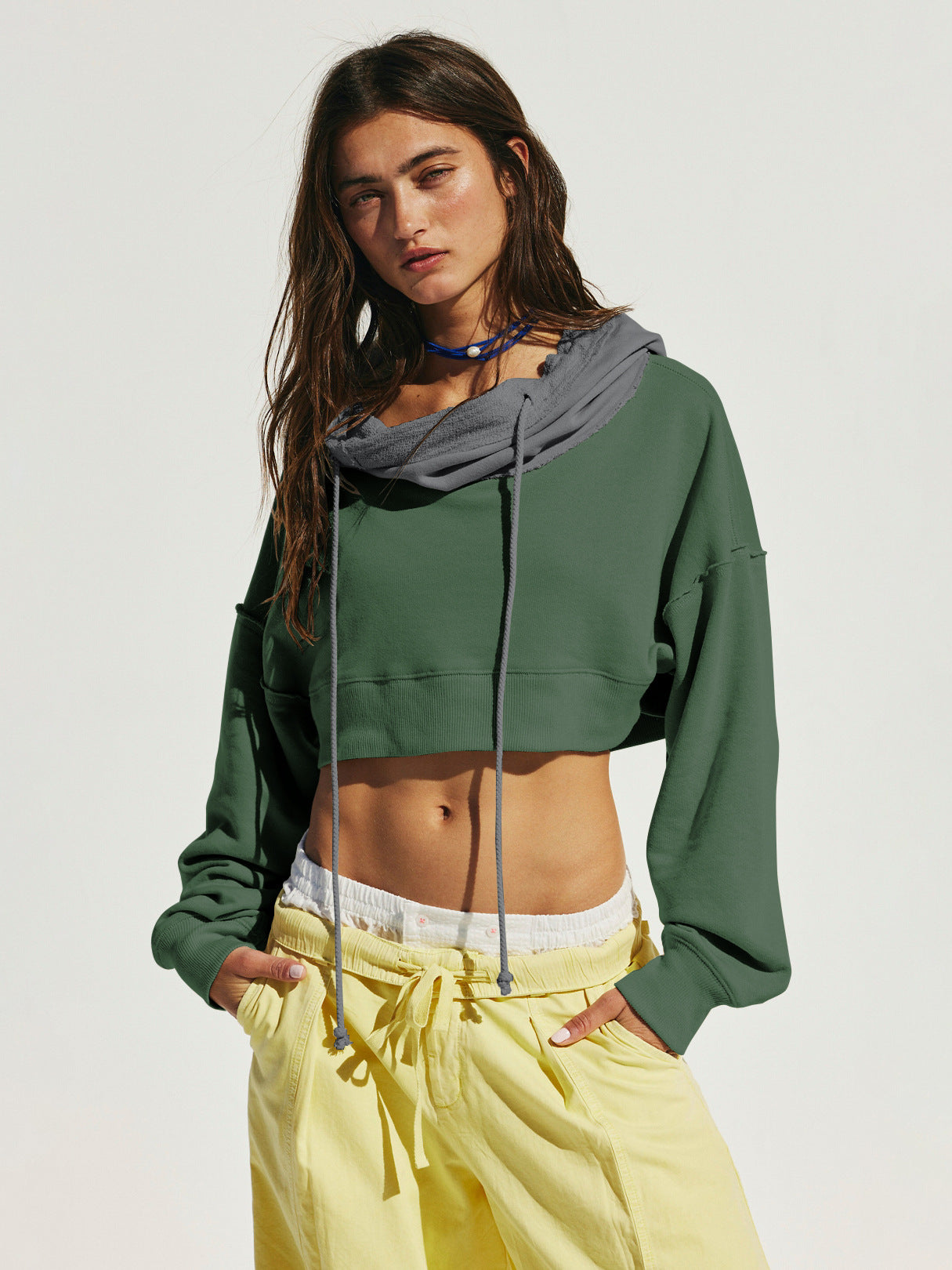 Sweat-shirt court décontracté pour femme avec poche kangourou Berg-Feldt