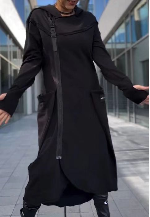 Manteau à capuche long et stylé pour femme par berg-feldt