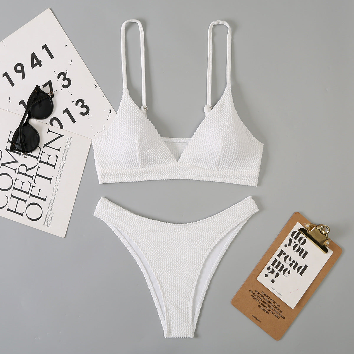 Ensemble de bikini pour femme de berg-feldt, avec surface texturée et bretelles fines