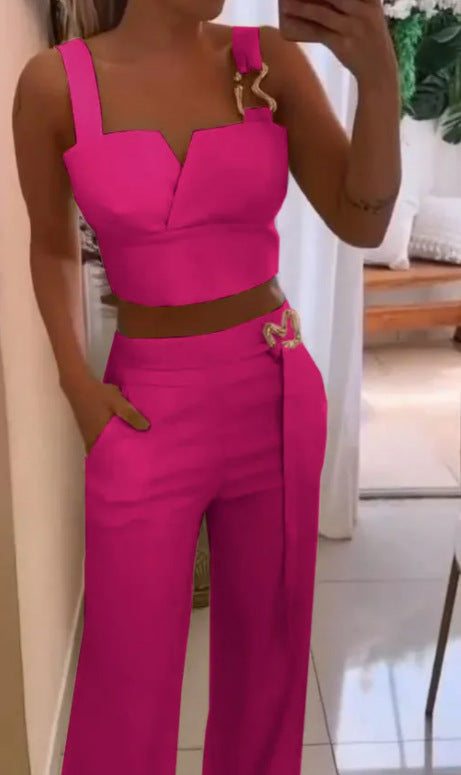 Ensemble élégant pour femme : crop top et pantalon large par berg-feldt