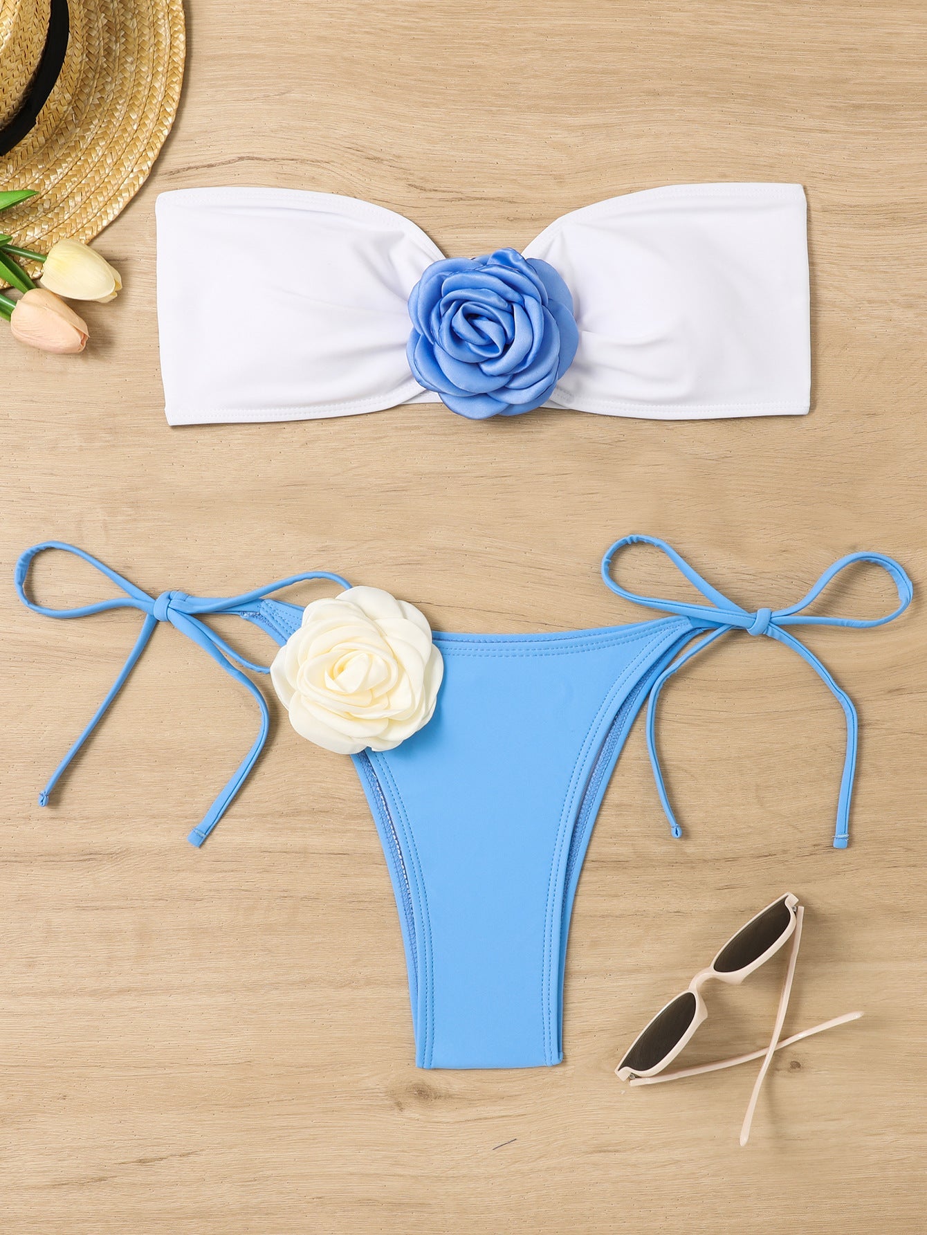 Haut de bikini Berg-Feldt pour femme avec application florale sophistiquée
