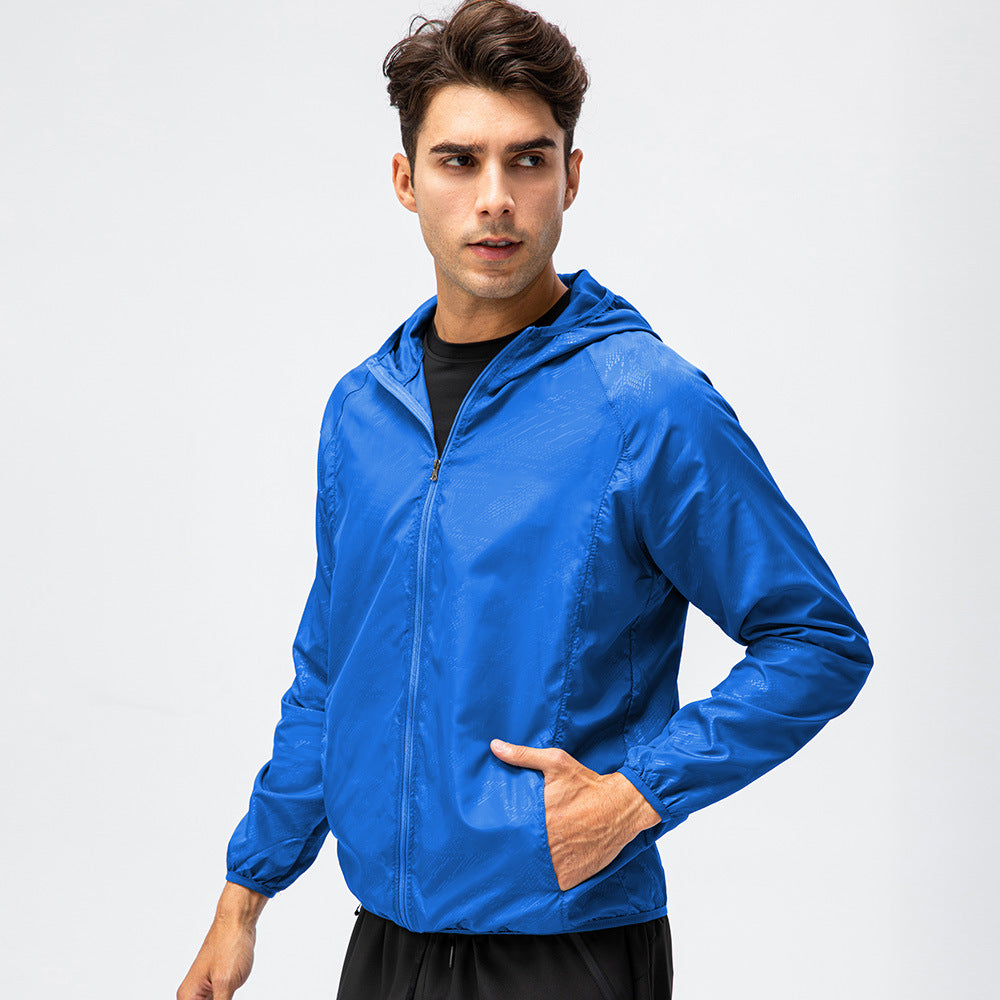 Leichte Herren Laufjacke, atmungsaktiv und mit Reflektoren von berg-feldt