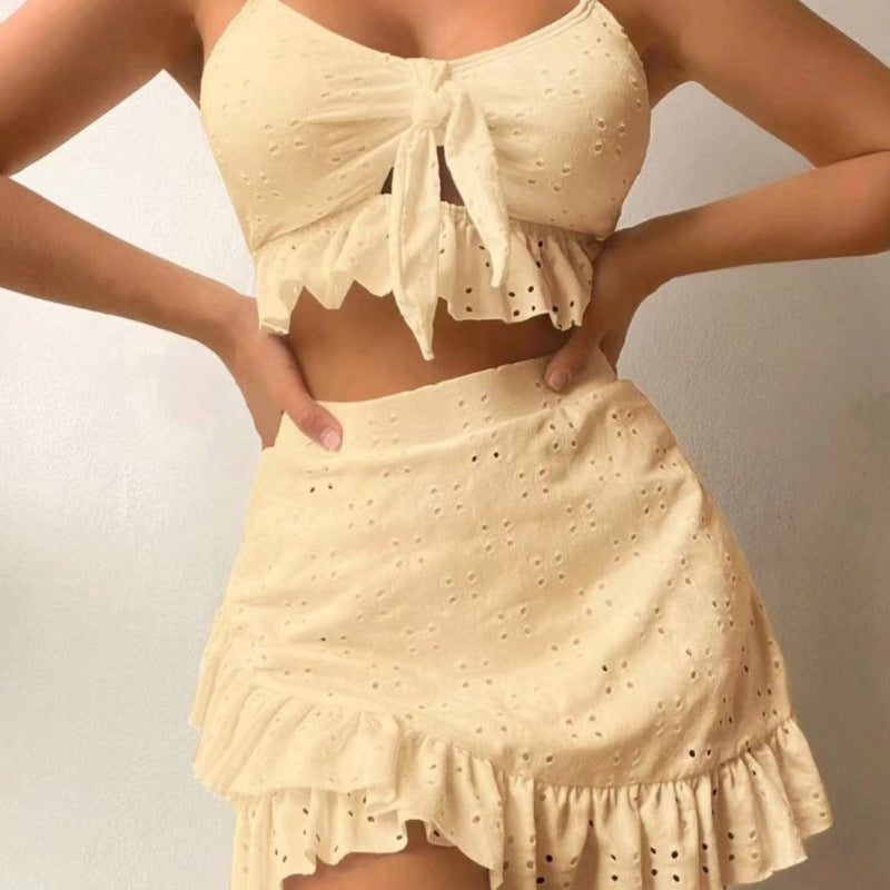 Ensemble femme Berg-Feldt : blouse aérienne et jupe à volants