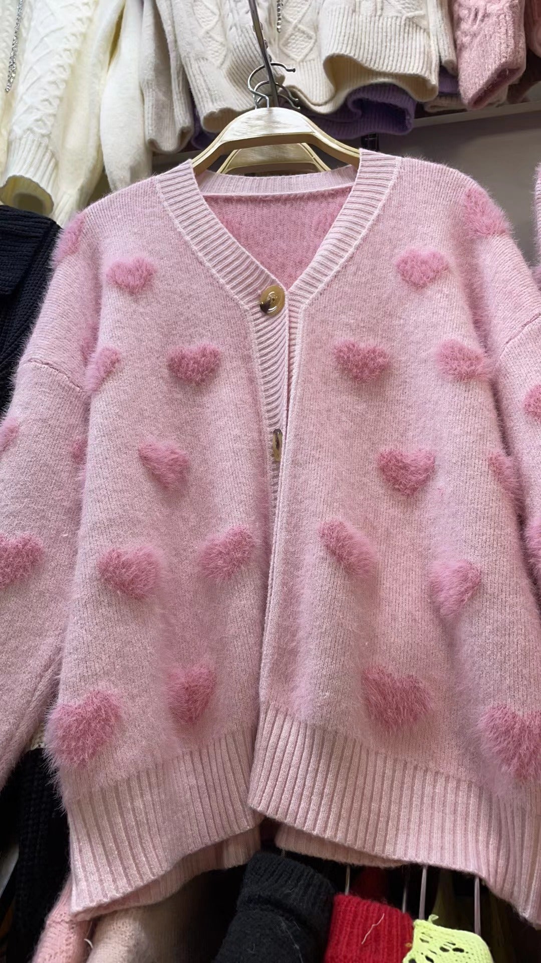 Cardigan douillet pour femme avec motif cœur et détails boutonnés Berg-Feldt