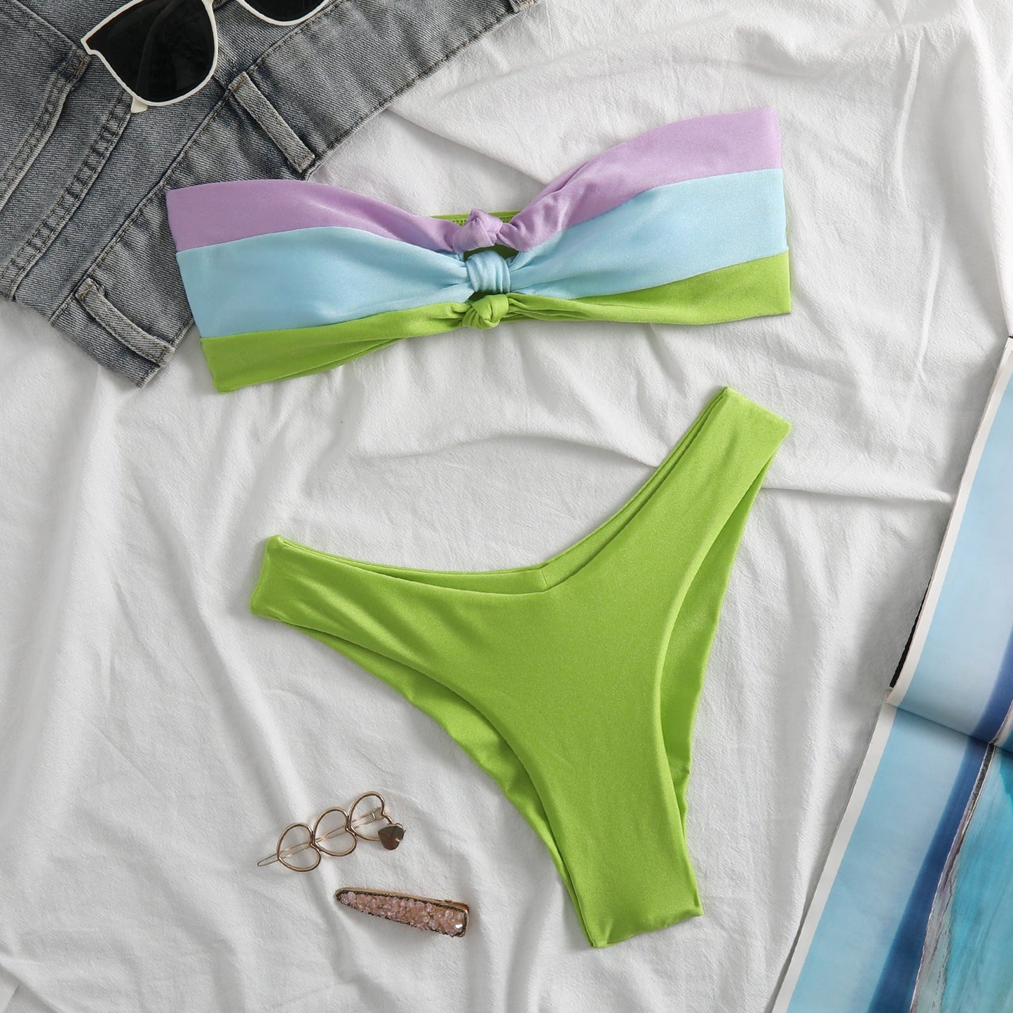 Haut de maillot et bas de bikini à blocs de couleurs sans bretelles avec détail noué pour femme par berg-feldt