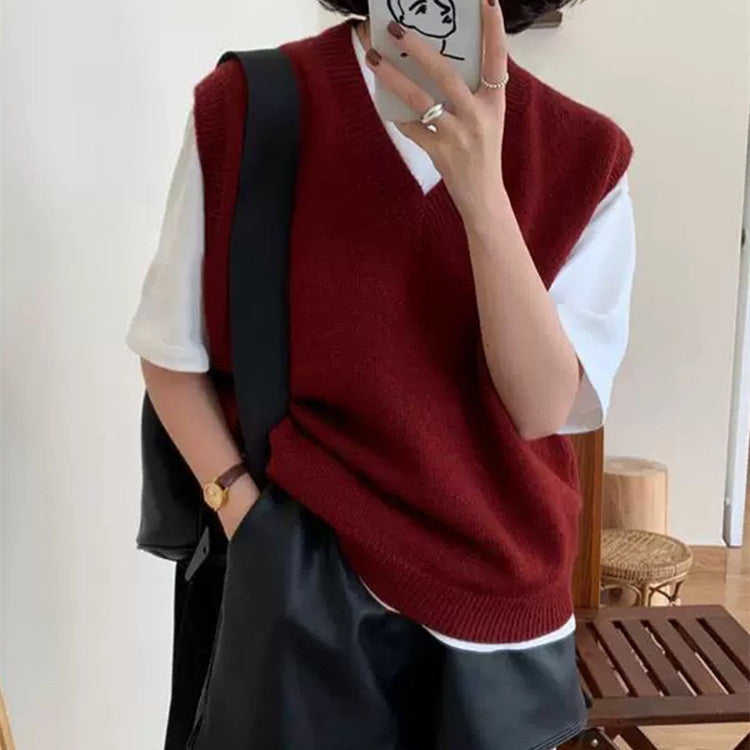 Gilet élégant en maille pour femme, coupe décontractée, col en V et détails raffinés Berg-Feldt
