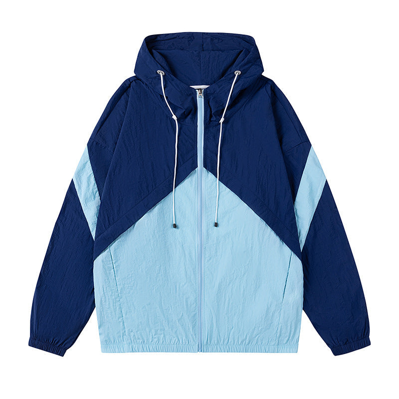 Herren sportliche Windjacke mit verstellbarem Kapuzensystem und reflektierenden Details Berg-Feldt