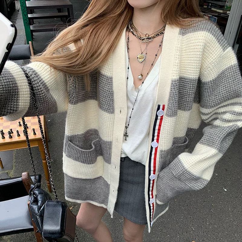 Cardigan tricoté décontracté pour femme, à rayures et avec des poches pratiques, Berg-Feldt