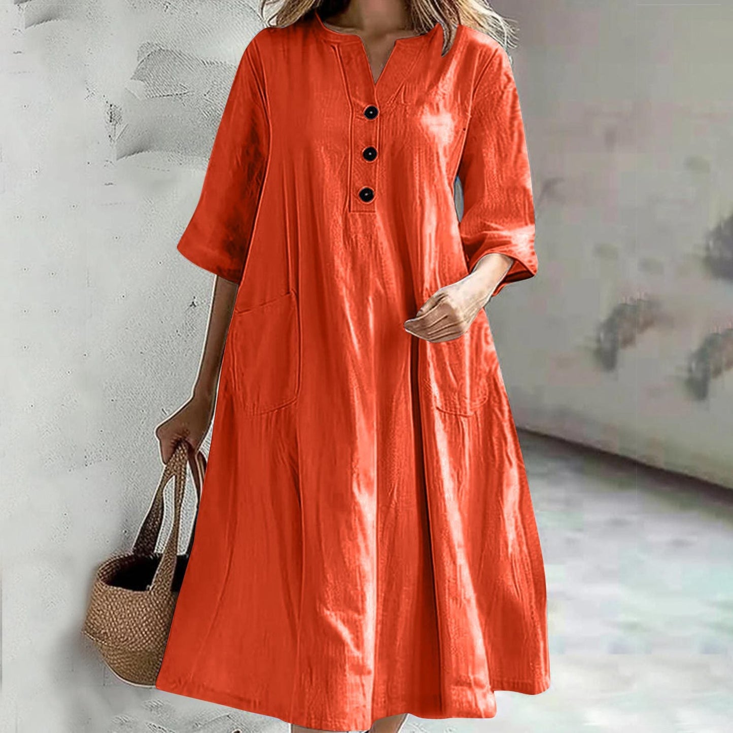 Leichtes Damen-Midikleid mit Knöpfen und Taschen von berg-feldt