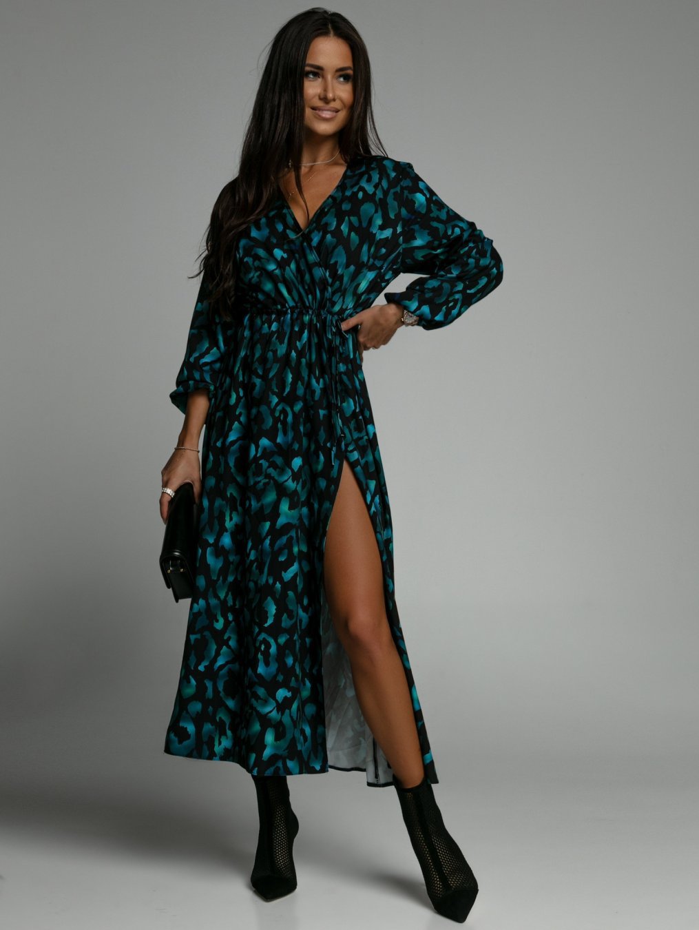 Maxi-robe cache-cœur de luxe avec fente haute et imprimé montagne-campagne