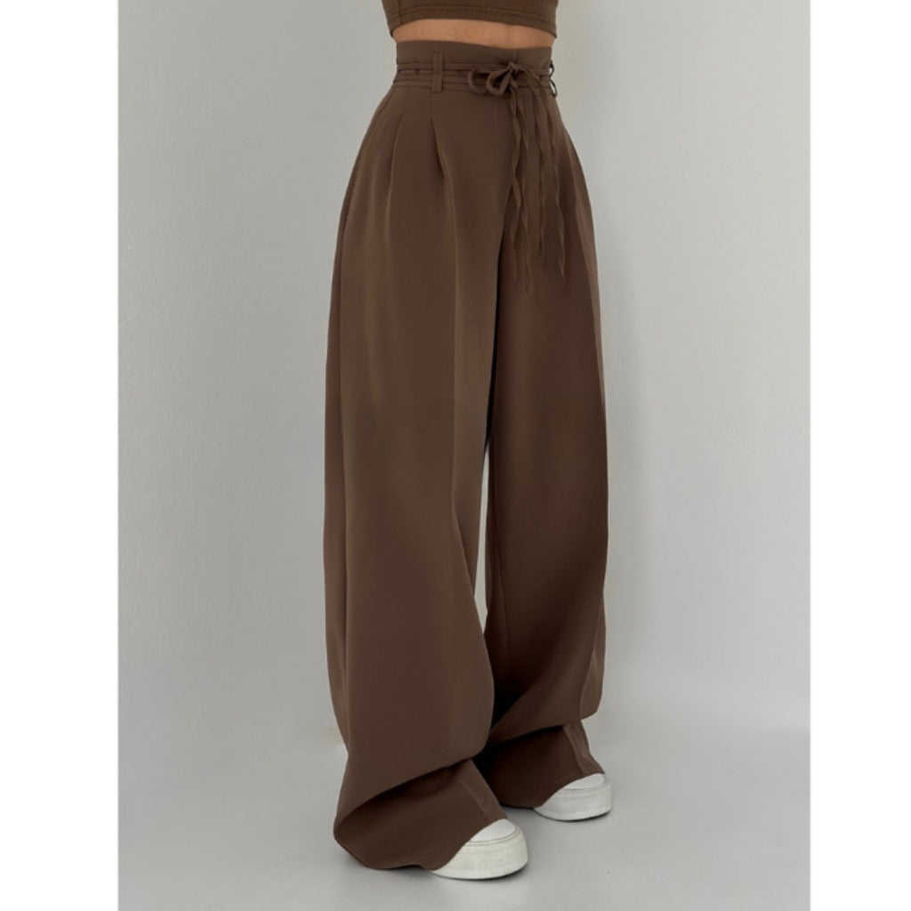 Pantalon ample et élégant pour femme avec taille confortable et plis latéraux de berg-feldt