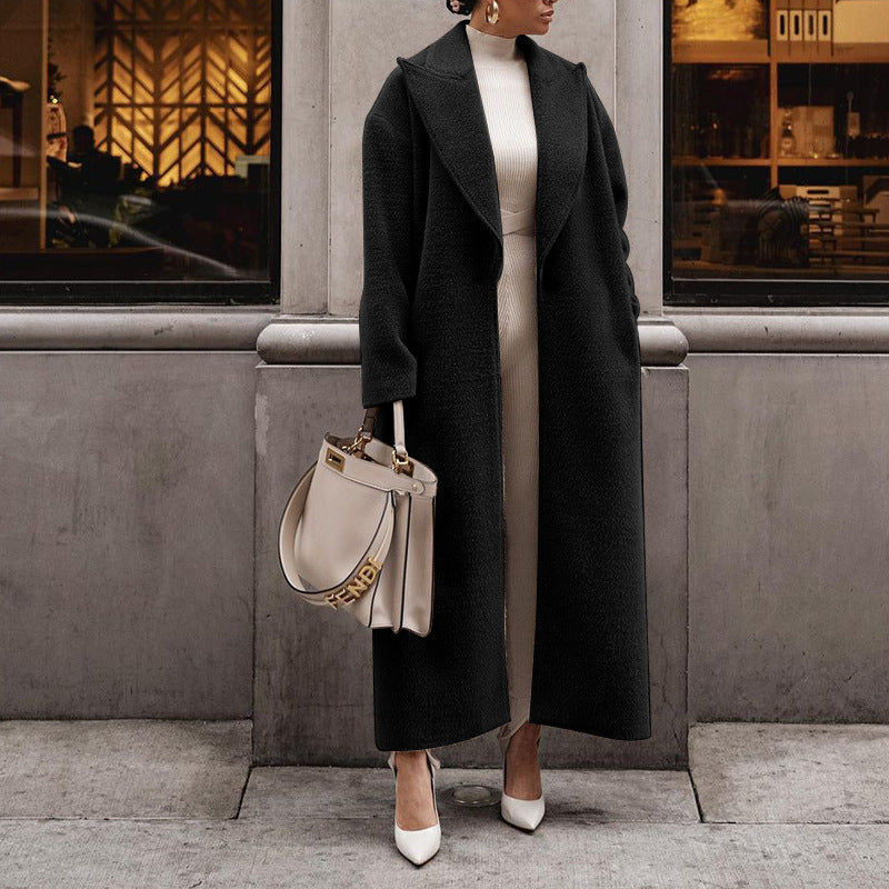 Manteau en laine luxueux pour femme, motif structuré et col classique Berg-Feldt