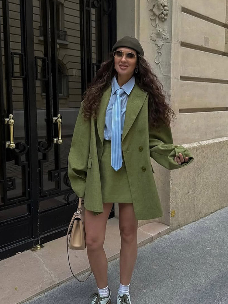 Veste de blazer élégante pour femme avec tissu texturé et mini-jupe assortie Berg-Feldt