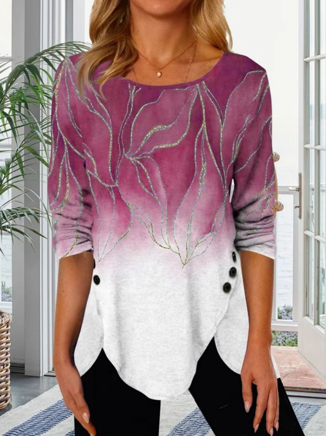 T-shirt élégant à manches longues pour femmes, avec un joli dégradé de couleurs et des boutons décoratifs de berg-feldt