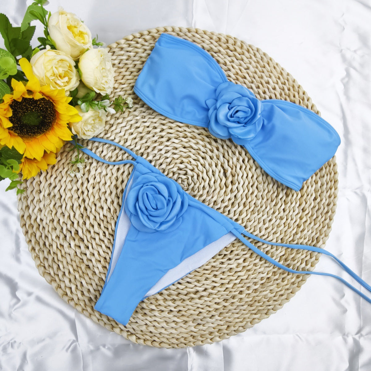 Ensemble bikini pour femme à imprimé floral et détails fantaisie par berg-feldt